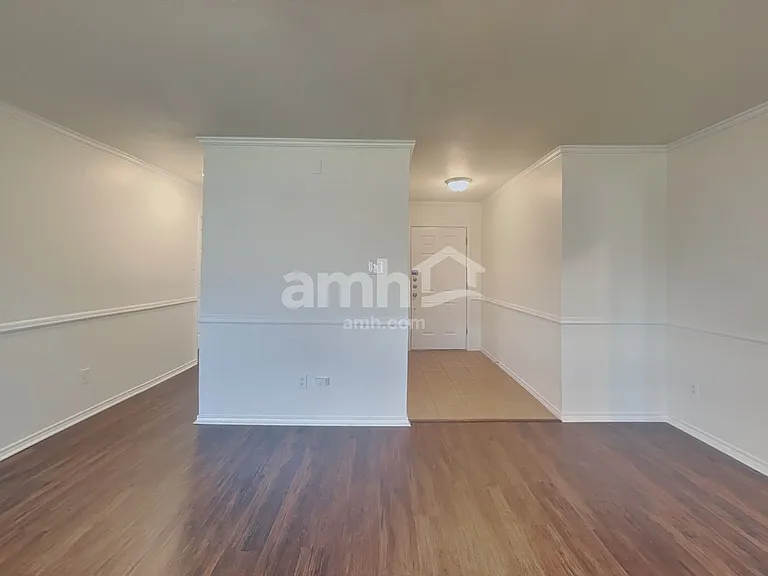 9921 Thomas Jefferson Dr — Photo 7