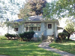 201 Davison St, Joliet, IL 60433