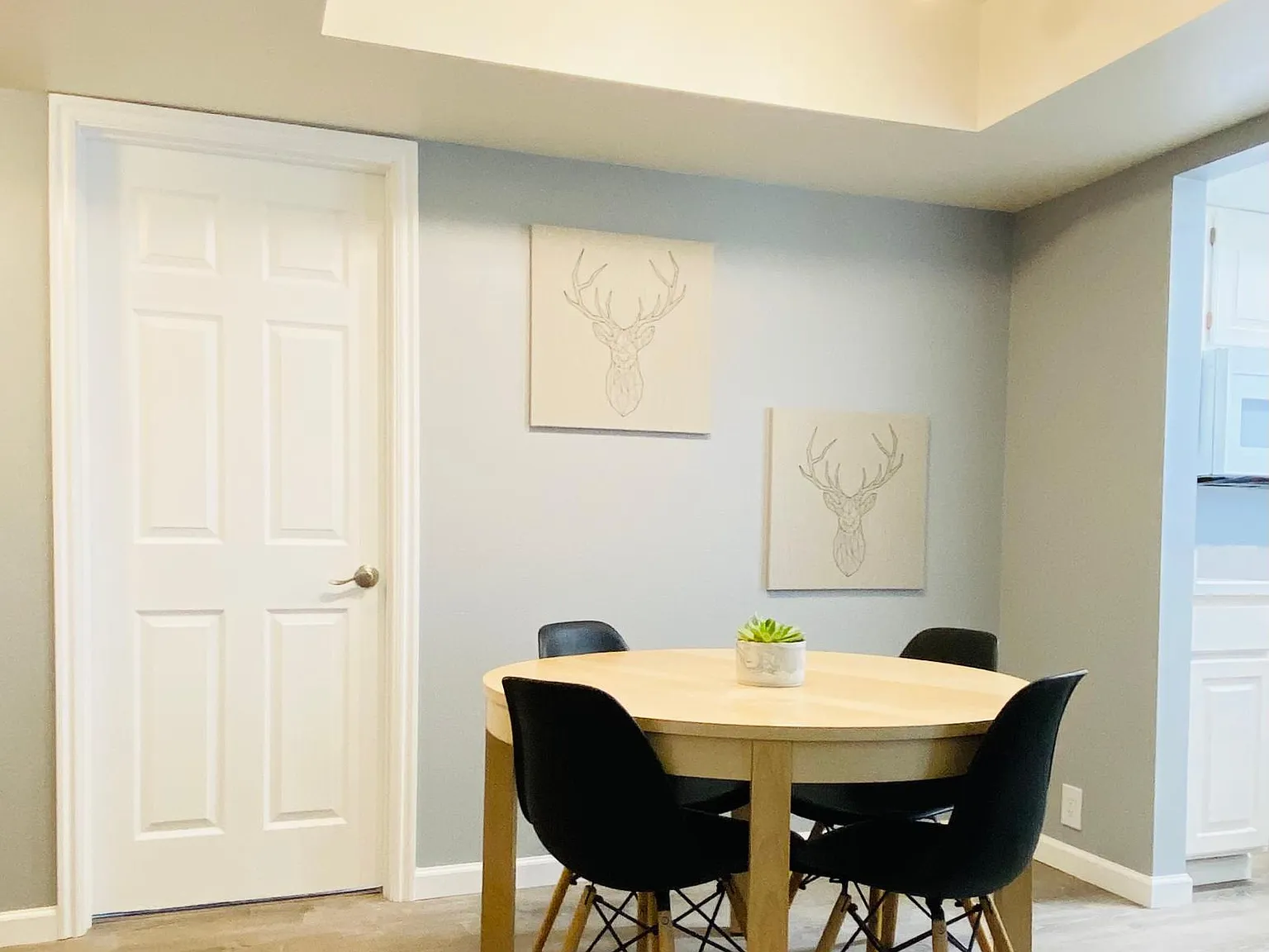 2 bed, 900 sqft, $2,600 — Photo 4