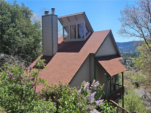1033 Nadelhorn Dr, Lake Arrowhead, CA 92352