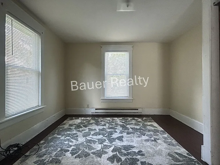 1036 Arch St — Photo 13