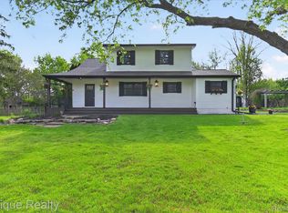 3710 Frains Lake Rd, Ann Arbor, MI 48105