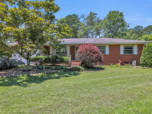 353 Prater Rd, Rossville, GA 30741