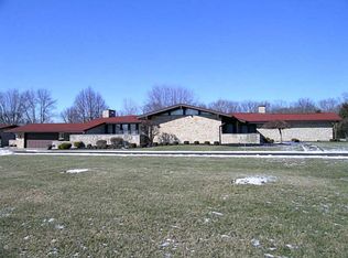 7033 Peters Pike, Dayton, OH 45414