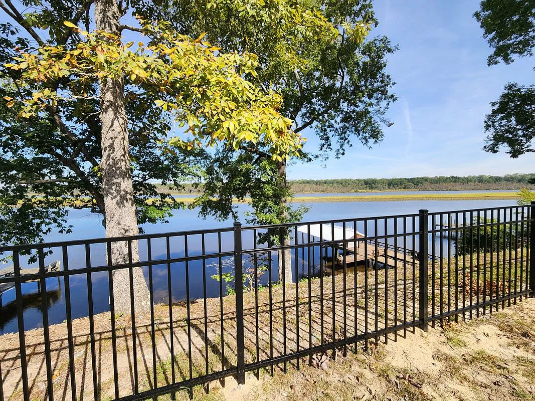 2 bed, 2.0 bath, 1200 sqft, $3,000 — Photo 3