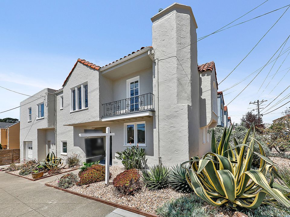 1st image of 700 Vicente St