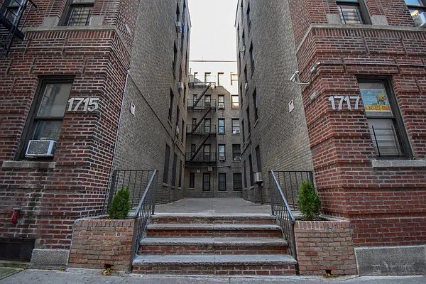 Rented by Bohemia Realty Group | media 11