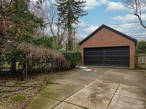4th image of 59 Berryman Dr
