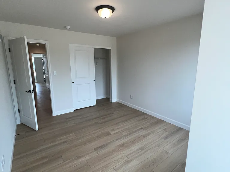 7911 Mexico Rd — Photo 25