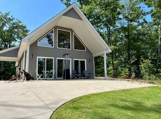 192 Caledonia Rd, Landrum, SC 29356