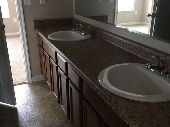 3rd image of 822 Grand Cayman Dr