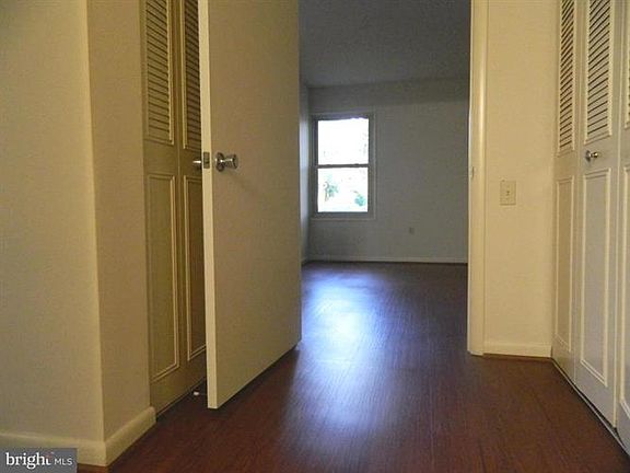 4th image of 3618 Gleneagles Dr Unit 7-1E