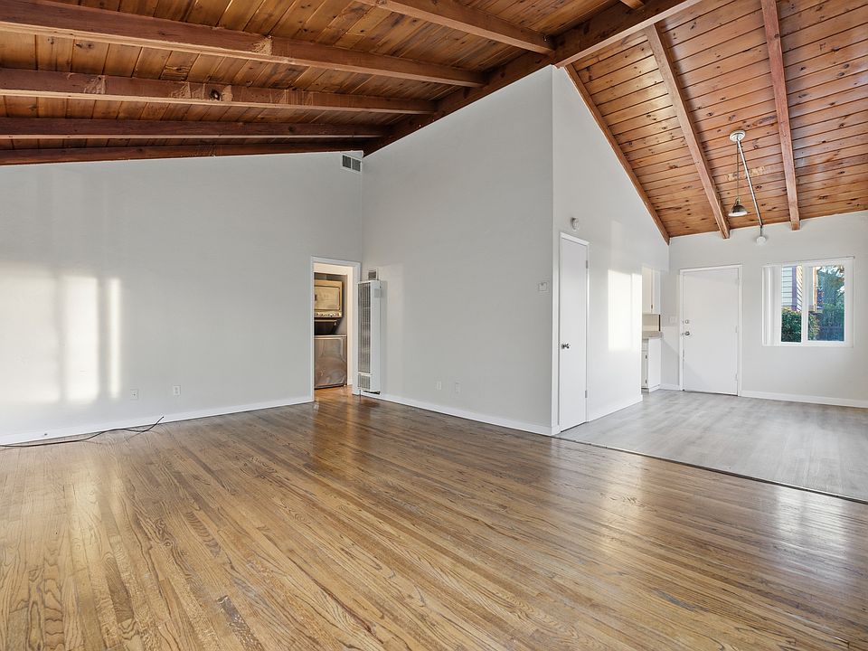 1st image of 1425 Grand Ave #1425