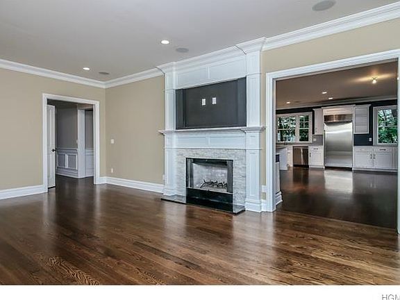 4th image of 5 Seneca Rd