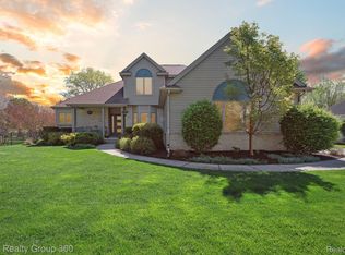 1133 Galloway Ln, Howell, MI 48843