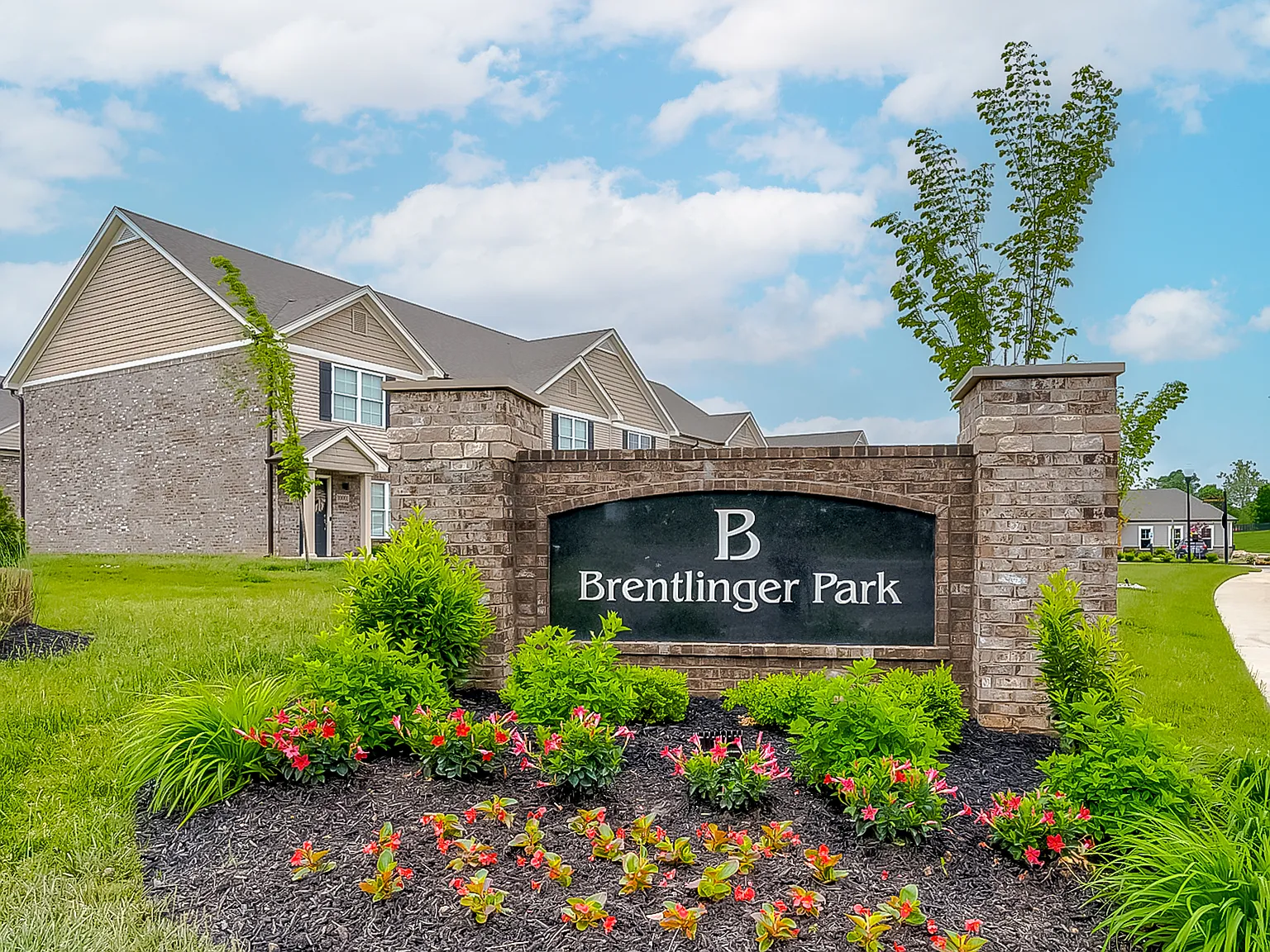 Brentlinger Park — Photo 1