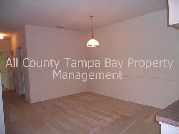 5th image of 16579 Enclave Village Dr