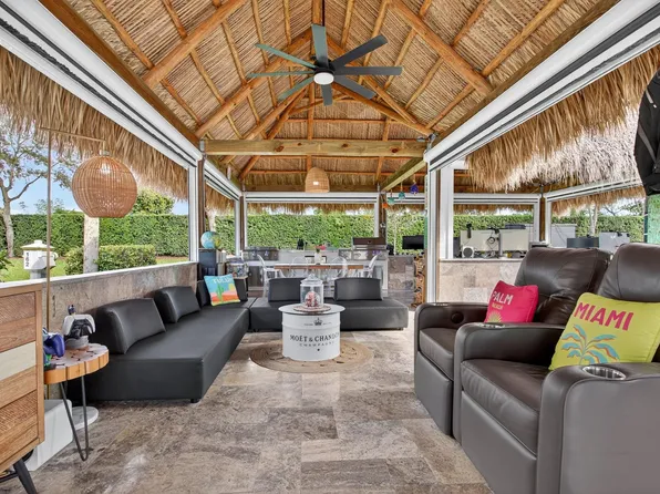 161 N Cortez Dr APT 161, Pompano Beach, FL 33068