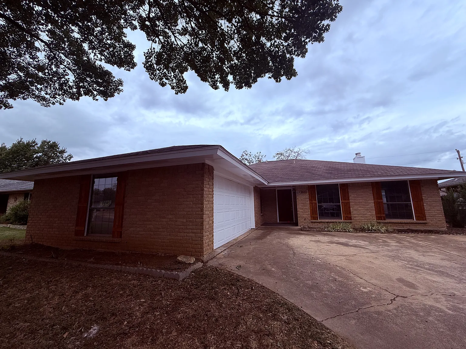 3 bed, 1704 sqft, $2,000 — Photo 2