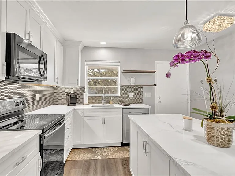 2800 Indian River Blvd #G8 — Photo 8