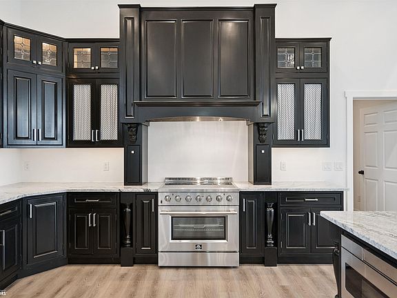 5th image of 109 Cedar Rd