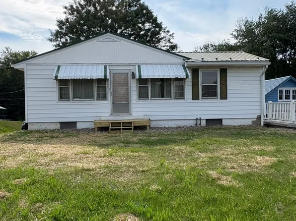 1859 George St, Dalmatia, PA 17017