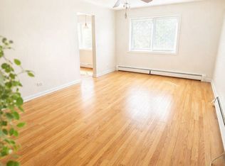 1404 W Estes Ave APT 1A, Chicago, IL 60626