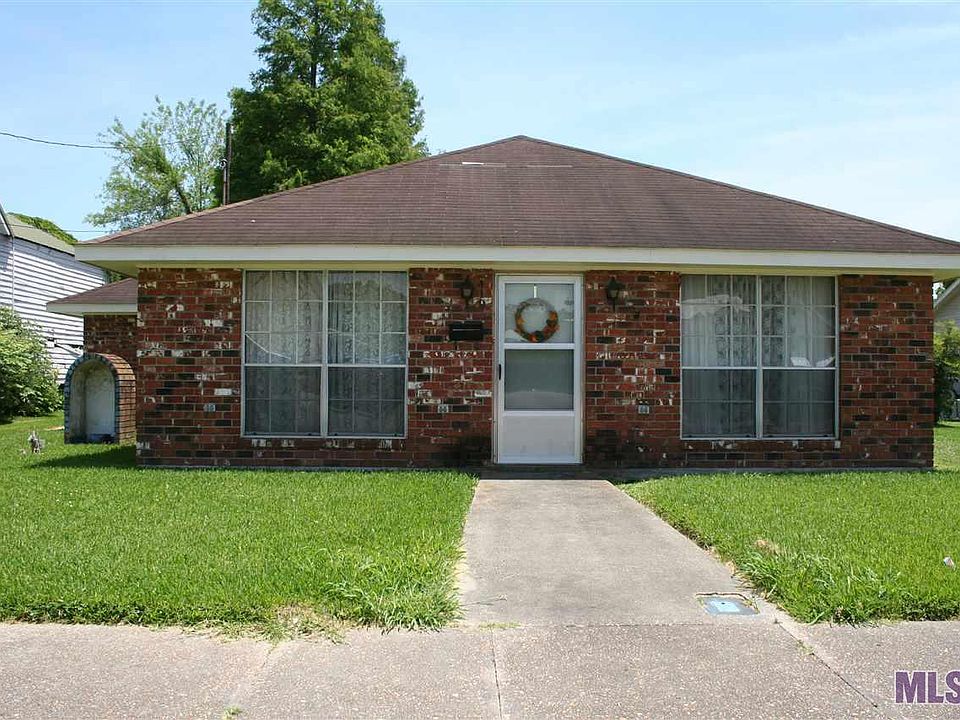 1st image of 419 Railroad Ave