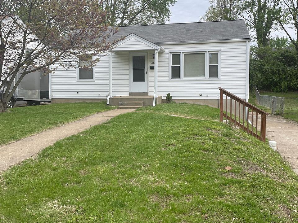 1st image of 9823 Eastbrook Dr