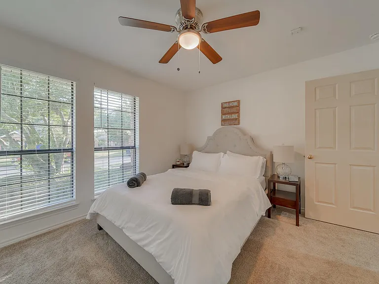 1507 Broadmoor Dr — Photo 24