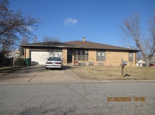 9040 E Funston St, Wichita, KS 67207