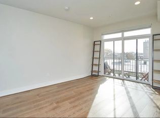 2337 Champlain St NW UNIT 304, Washington, DC 20009