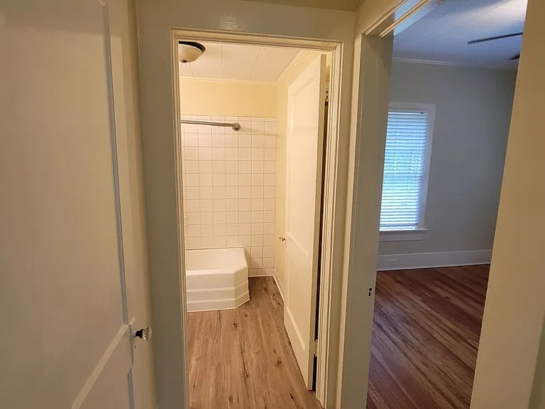 251 Archer St — Photo 19