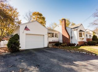 362 Elliott St, Beverly, MA 01915