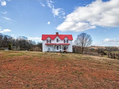 2048 Greasy Branch Rd, Culleoka, TN, 38451