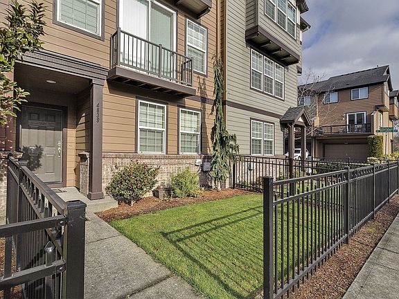 2nd image of 4839 SE Teakwood St