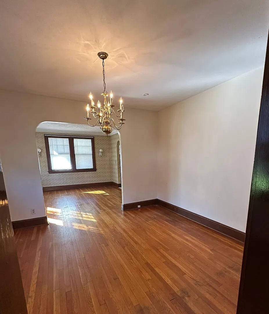 10 Erin Street — Photo 4