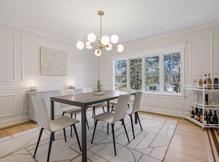 7015 Lanham Ln, Edina, MN 55439
