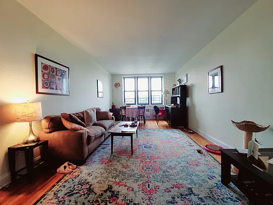 Rented by New York Dwellings LLC | media 9