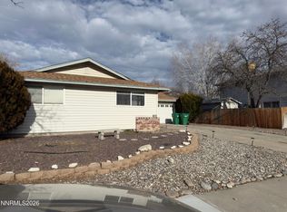 950 Sage View Dr, Sparks, NV 89434