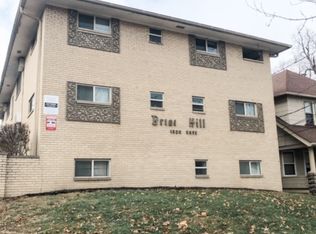 1328 Cove Ave APT 1, Lakewood, OH