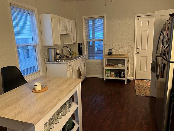 5th image of 1331 W 67th St #1
