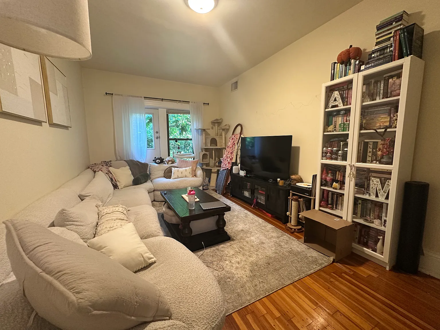 2 bed, 9999 sqft, $3,200 — Photo 3