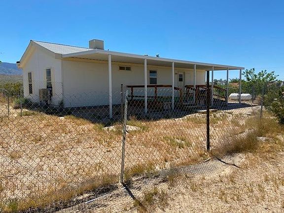 4th image of 8929 Visalia Ave