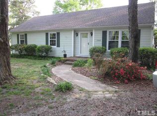 6908 Ives Ct, Raleigh, NC 27616