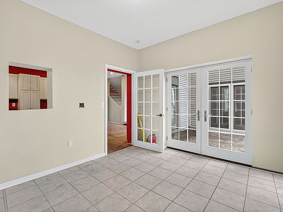 5th image of 1571 Quill Ave