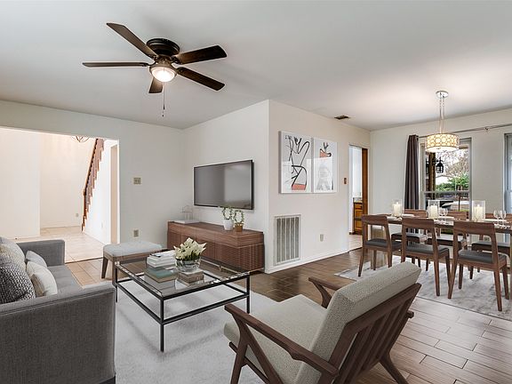 3rd image of 3438 Spring Willow Dr