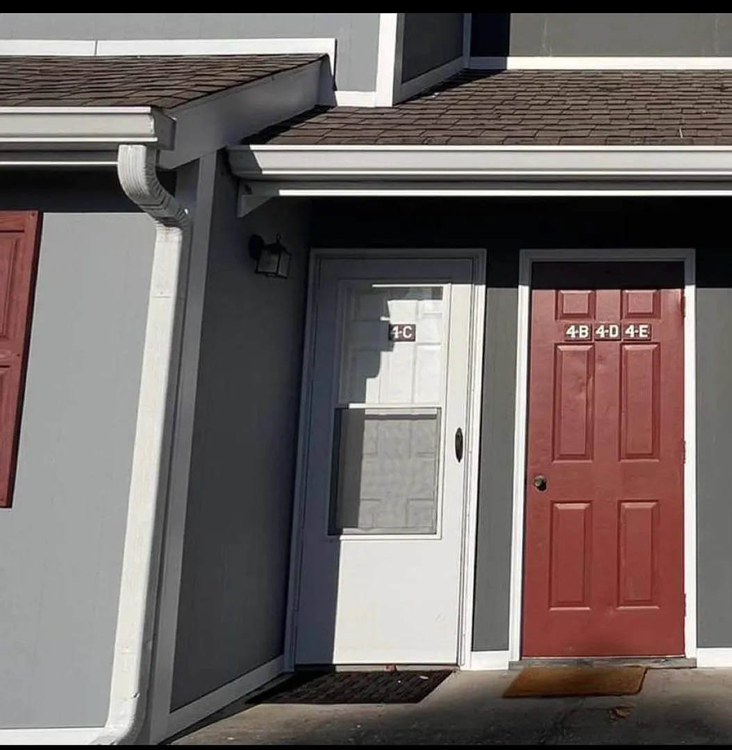 Golf Colony Unit 4C — Photo 3