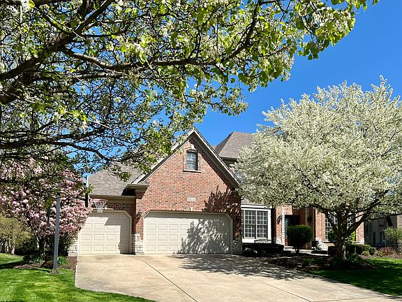 4th image of 3656 Hector Ln