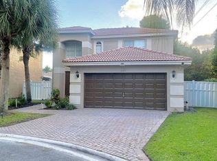221 La Costa Way, Weston, FL 33326